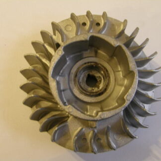 Lendkerék Stihl 038, 380, 381 1119 400 1206