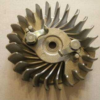 Lendkerék Oleo-Mac GS350C fűrész