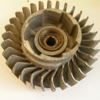 Lendkerék Stihl 045,056 gyári