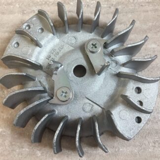 Lendkerék Husqvarna 362,365,372